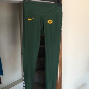NFL TEAM APPAREL NIKE DRI-FiT GREEN BAY PACKERS SPORT LEGGINGS SIZE M Never Worn